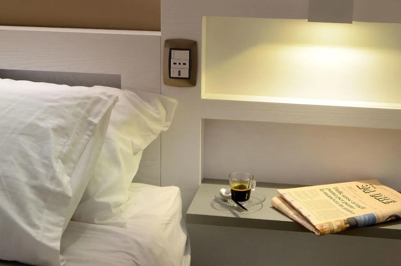 Napoli Central Station Studio Bed & Breakfast